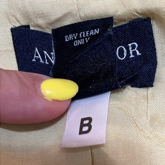 Ann Taylor Petite Women’s 6P Golden Yellow Blazer - Picture 5 of 6